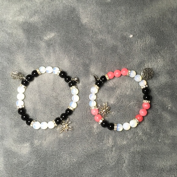 Halloween Beaded Bracelet Black/Clear/Pink w/Rhinestone  Spacer 6 3/4” w/Stretch - Picture 3 of 3